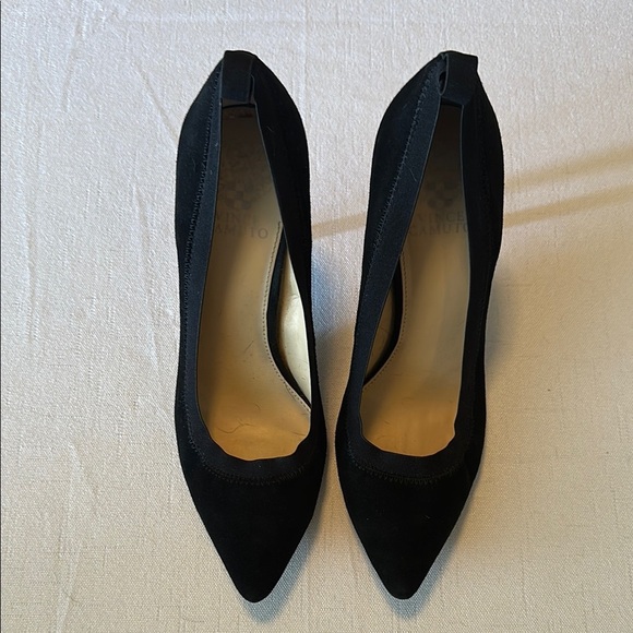 Vince Camuto Black Pointed Toe Heels - Picture 2 of 8